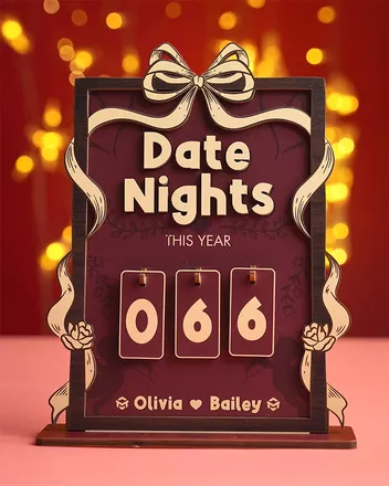 Custom Shape  Wood Bookshelf Tracker With Stand